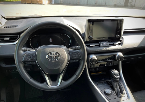 Toyota RAV4 cena 159900 przebieg: 59900, rok produkcji 2021 z Łęknica małe 497